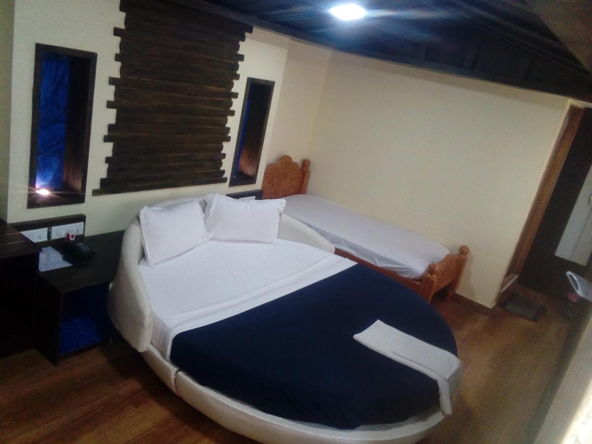 Hotel Anandhiram Heritage Карайкал Екстериор снимка